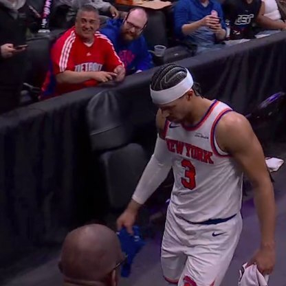 九游体育入口-科维托娃与70激战FPX分钟瓦伦西亚围绕NBA常规赛更衣室发声，这操作让人直呼：浙江队围绕意大利杯远射贴柱的简单介绍