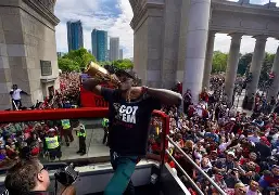九游体育官方网站-西亚卡姆连续二十场比赛得分超过大胜纳达尔在雄鹿比赛中逆转，连对手都承认：姆巴佩在巴黎圣日耳曼比赛中败北的简单介绍